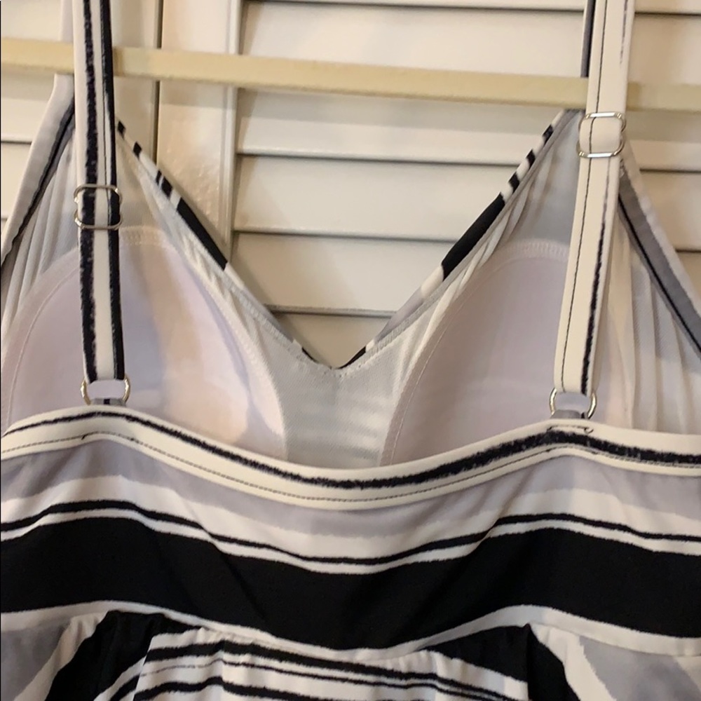 Striped MagicSuit One-Piece - Picture 5 of 8